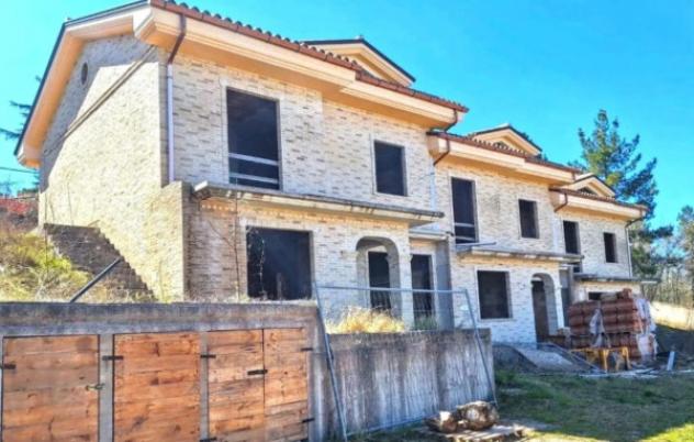 Immobile in asta di 240 m² in vendita a Cingoli