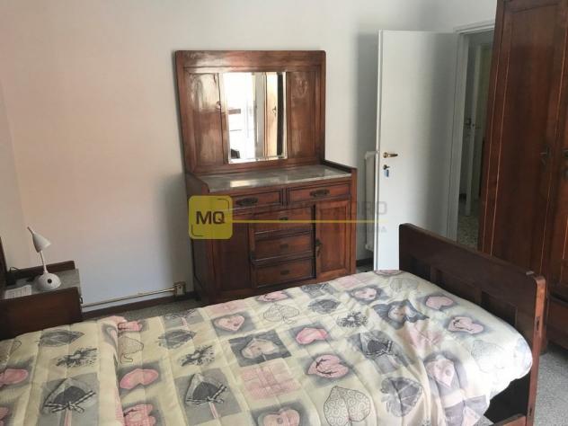 Lecco, Zona Turati, ampie camere in affitto perfette per studenti - Foto 11
