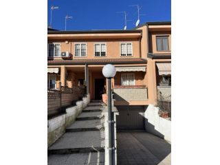 Pentalocale in affitto a Melzo