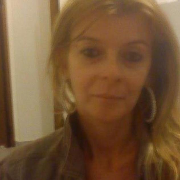 Maria_Lu_LU: alta 166cm, 50kg, cerco uomo vicino Tel: