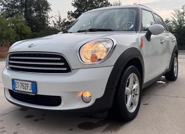 Mini Cooper Countryman benzina cambio automatico con doppio tetto !!!!