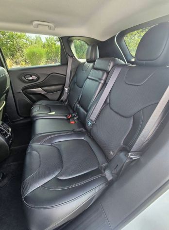 JEEP CHEROKEE LIMITED 2.0 D. - Foto 9
