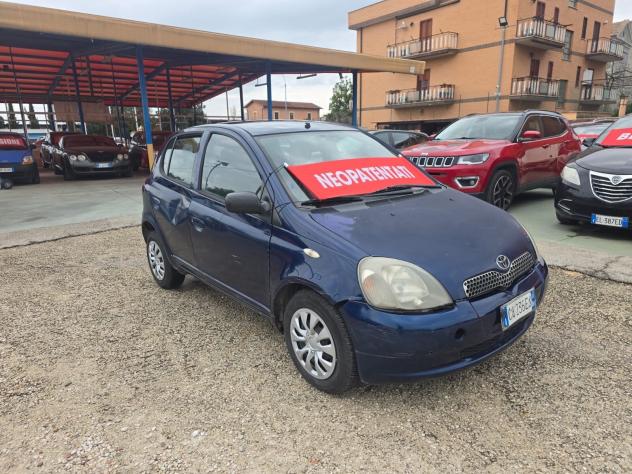 Toyota Yaris 1.0i 16V cat 5 porte - Foto 2