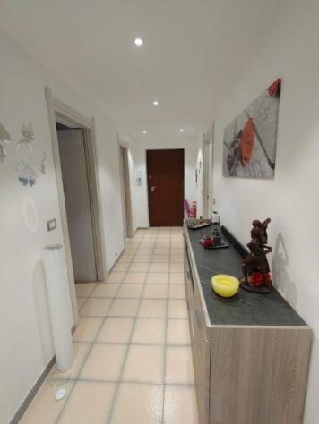 Alghero centro, via Brigata Sassari: 100 mq ristrutturati con 3 camere, 2 bagni e lastrico solare privato di 120 mq – € 230.000 - Foto 10