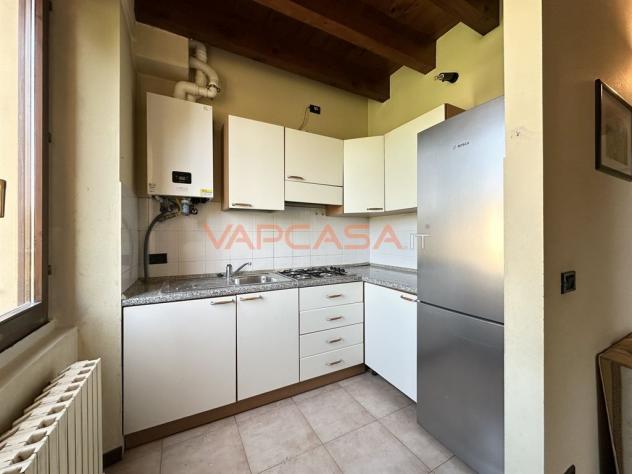 BILOCALE IN CONTESTO BEN TENUTO - Foto 10