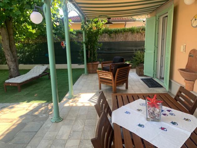 CASA INDIPENDENTE di 5 vani e di 102 mq (PIETRASANTA) rif. MP1026 - Foto 3