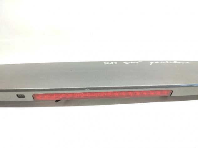 SPOILER PORTELLONE POSTERIORE MERCEDES Classe E S. Wagon W211 2° Serie 2117900188 647961 diesel 2685 (07) - Foto 2