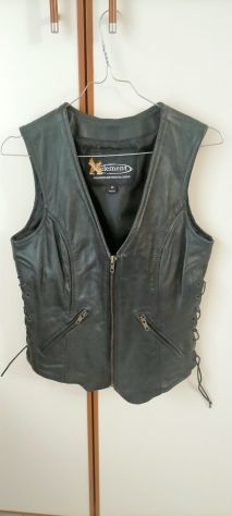 Vendo gilet in pelle unisex taglia M nero