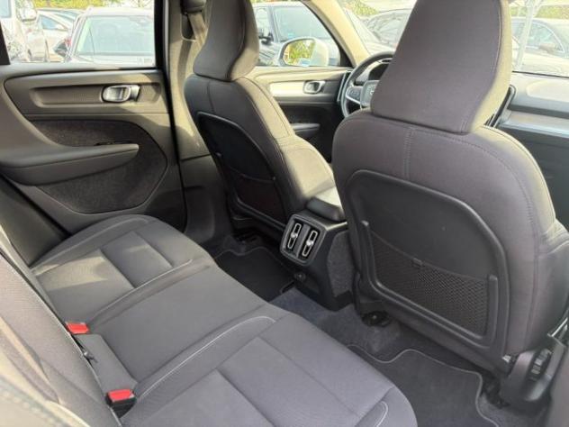 VOLVO XC40 T2 Geartronic Momentum rif. 24051300 - Foto 7