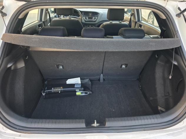 Hyundai i20 1.2 5 porte Tech - Foto 5
