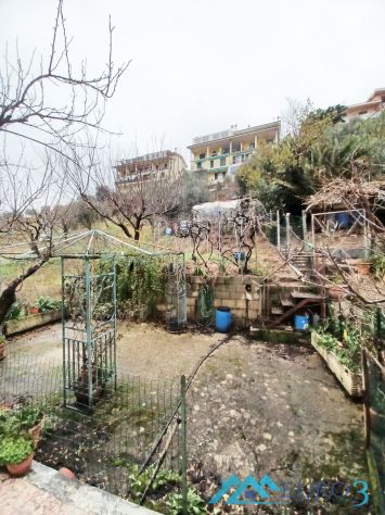 CASTORANO-Appartamento 3 camere con garage e giardino - Foto 6