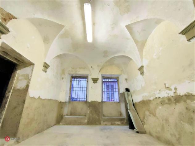 Negozio di 80mq in Piazza dei Cavalleggeri a Firenze