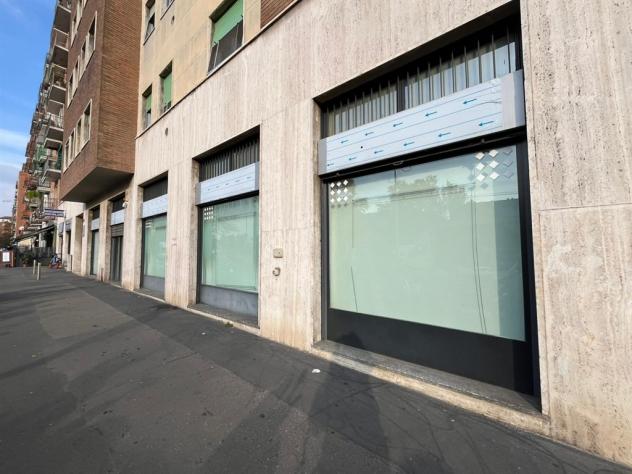 NEGOZIO 5 VETRINE OPNE SPACE - Foto 12