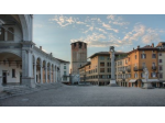Negozio di ampie metrature in centro storico