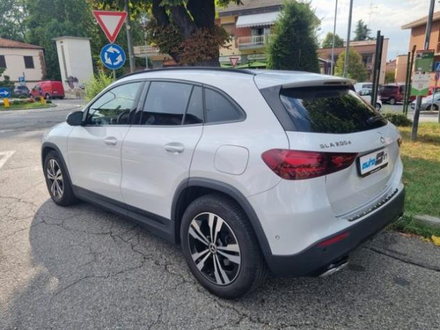 MERCEDES-BENZ GLA 200 d Automatic 4Matic Progressive Advanced rif. 24046793 - Foto 3
