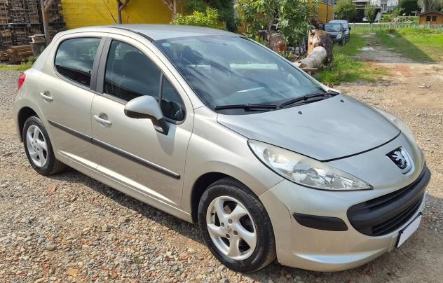 Peugeot 207 1.4 8V 75CV 5p. X Line - Foto 4