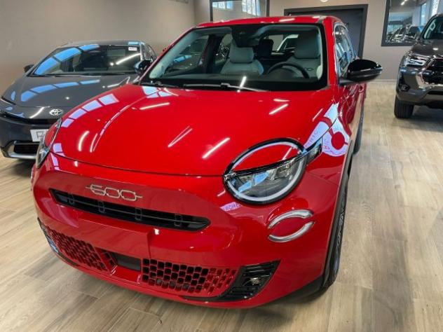 FIAT 600 Hybrid 110 CV DCT MHEV Icon rif. 23002471 - Foto 3