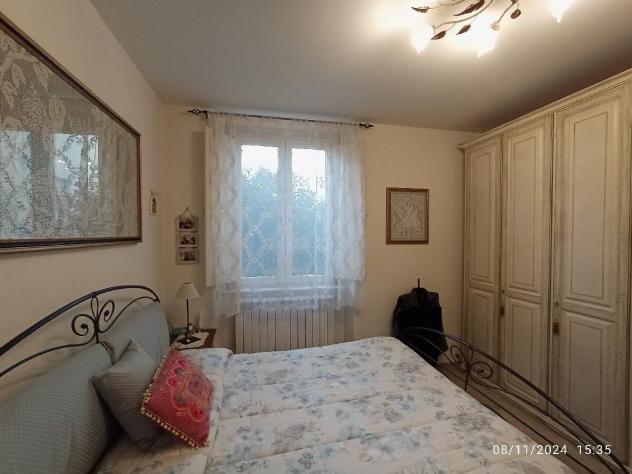 In centro storico , appartamento con ingresso indipendente e giardino privato .
Recente ristrutturazione completa . - Foto 11