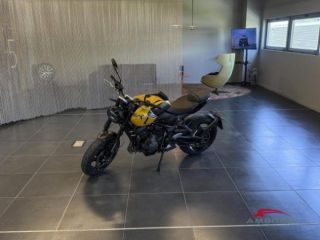 TRIUMPH Trident 660 rif. 23735019