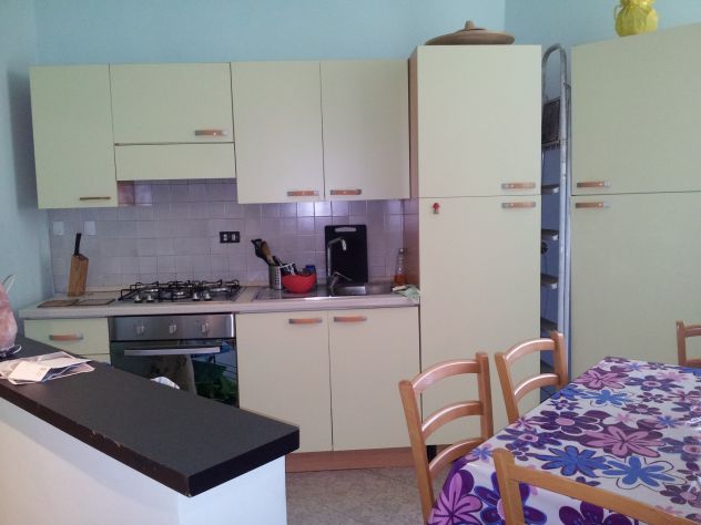 STANZA SINGOLA € 800 A STUDENTESSA ZONA SAN PIETRO-CIPRO - Foto 3