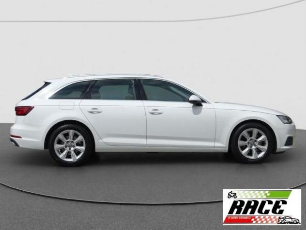 AUDI - A4 Avant - 35 TDI S tronic Business - Foto 6