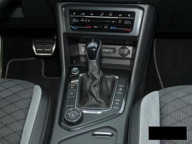 VOLKSWAGEN Tiguan 2.0 TDI 200 CV DSG 4MOTION R-Line RLine - TETTO rif. 22987935 - Foto 8