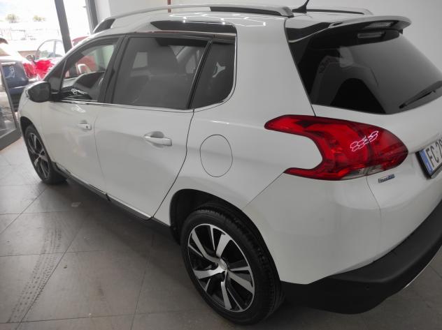Peugeot 2008 BlueHDi TettoPa SensNavLegaPelle - Foto 4