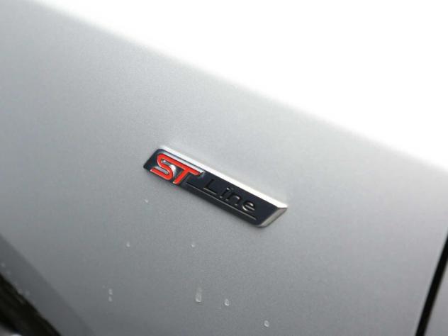 FORD Focus 4ª serie Focus 1.0 EcoBoost Hybrid 155 CV Powershift 5p. ST-Line - Foto 10