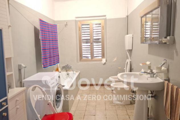 Palazzo / Stabile di 800 m² con più di 5 locali in vendita a Pesaro - Foto 17