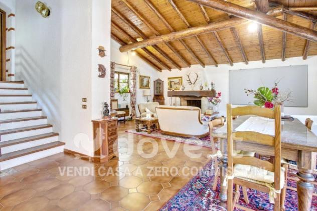Villa di 400 m² con più di 5 locali e posto auto in vendita a Rancio Valcuvia - Foto 5