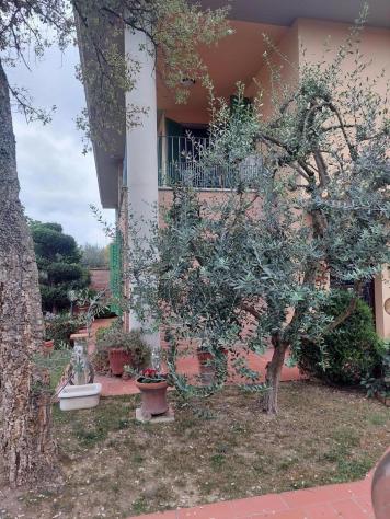 Villetta bifamiliare in vendita a Santa Croce sull'Arno 215 mq Rif: 1451625