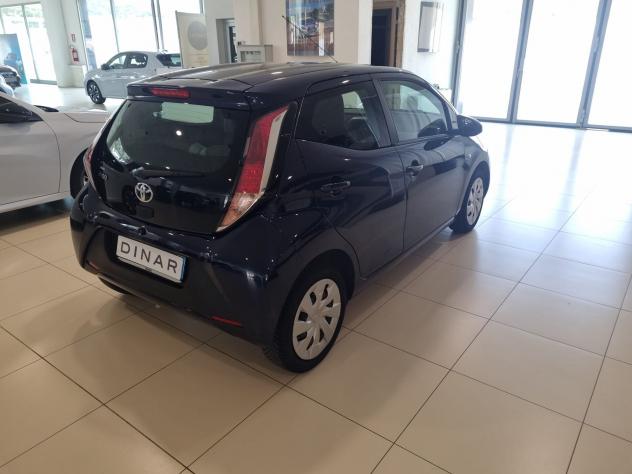 Toyota Aygo 1.0 VVT-i 69 CV 5 porte x-cool - Foto 5