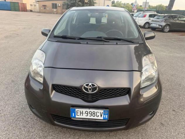 TOYOTA Yaris 1.4 D-4D DPF 5p Sol senza nessun lavoro da fare rif. 24026530 - Foto 2
