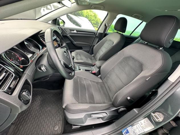 Volkswagen Golf 7.5 1.5 TGI 130cv Benz/Met Executive 2019 - Foto 7