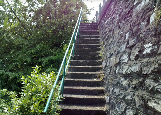 Vendesi tipica casa in sasso censita A4 di due locali con 1830 mq di terreno. - Foto 8