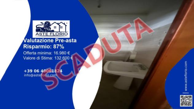 Immobile in asta di 83 m², box auto in vendita a Rovasenda