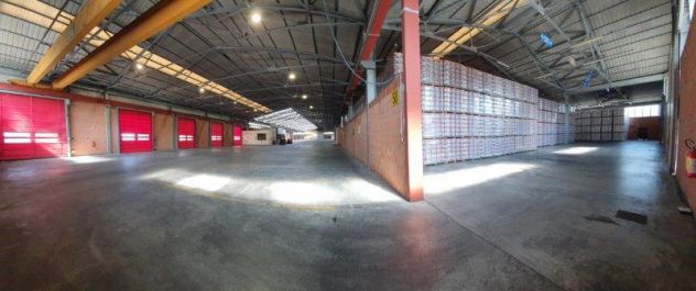 Magazzini uso logistica o stoccaggio su strada Cispadana - mq 10.000 coperti - Foto 9
