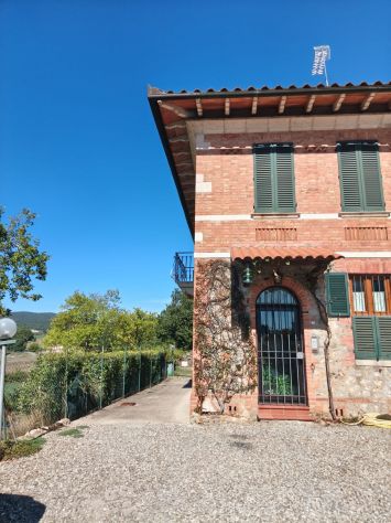 Monteriggioni (SI) affittasi appartamento con posto auto - Foto 10