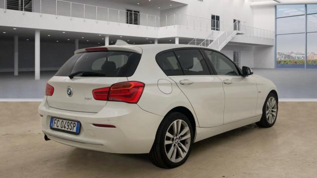 BMW 116 i Urban 5p - Foto 4