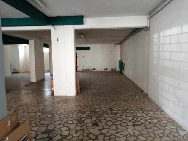 Immobile di 220 m² in vendita a Carpi - Foto 2