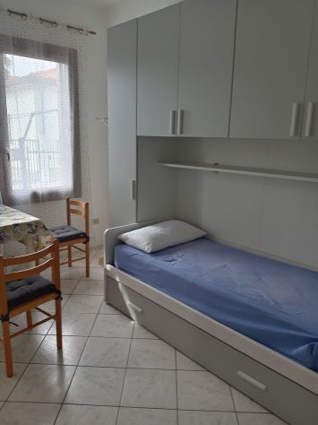 Monolocale arredato per una persona sola - Foto 7