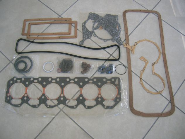 Kit guarnizioni motore H Toyota HJ45 Cod. 04111-47020 - Foto 2