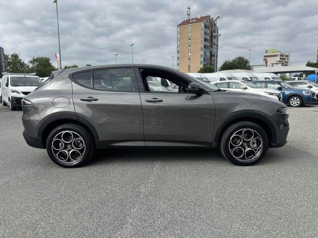 Alfa Romeo Tonale 1.3 Plug-in Hybrid Q4 270cv AT6 Sprint - Foto 8