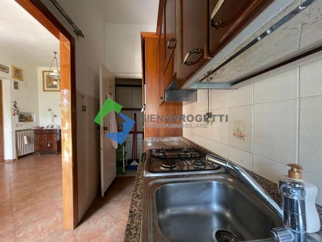 Quadrilocale con Giardino e Box Doppio a Scacciapensieri: Spazio, Luce e Potenziale. Siena. - Foto 16