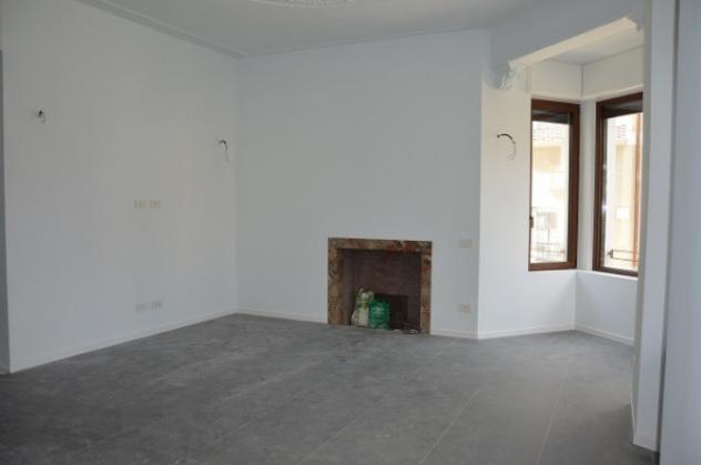 Villa di 140 m² con 3 locali in vendita a Albizzate - Foto 16