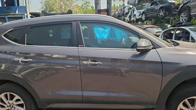 RICAMBI USATI AUTO HYUNDAI Tucson serie N.D. D4FD Diesel 2000 (15)