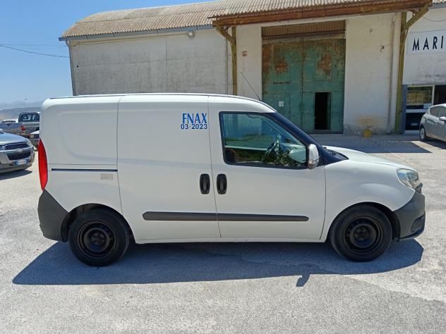 Fiat Doblo Dobl1.6 MJT 105CV PC-TN Cargo FRIGO ATP SCAD. 3 posti - Foto 2