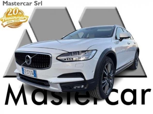 VOLVO V90 Cross Country 2.0 d5 Pro awd geartronic my19 - FZ375TW rif. 23960335