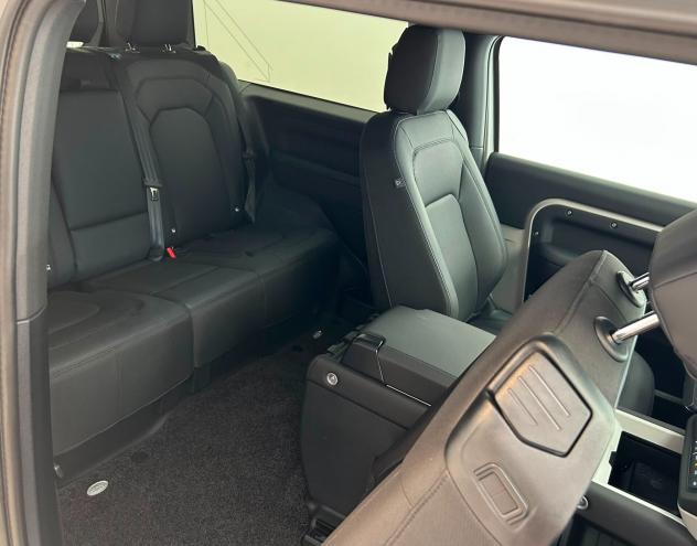 Land Rover Defender 90 3.0D I6 200 CV AWD Auto S - Foto 10