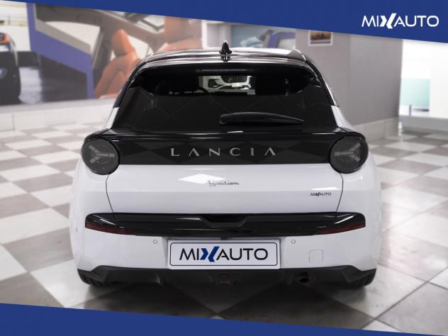Lancia Ypsilon 1.2 MHEV LX 110CV E-DCT - Foto 4
